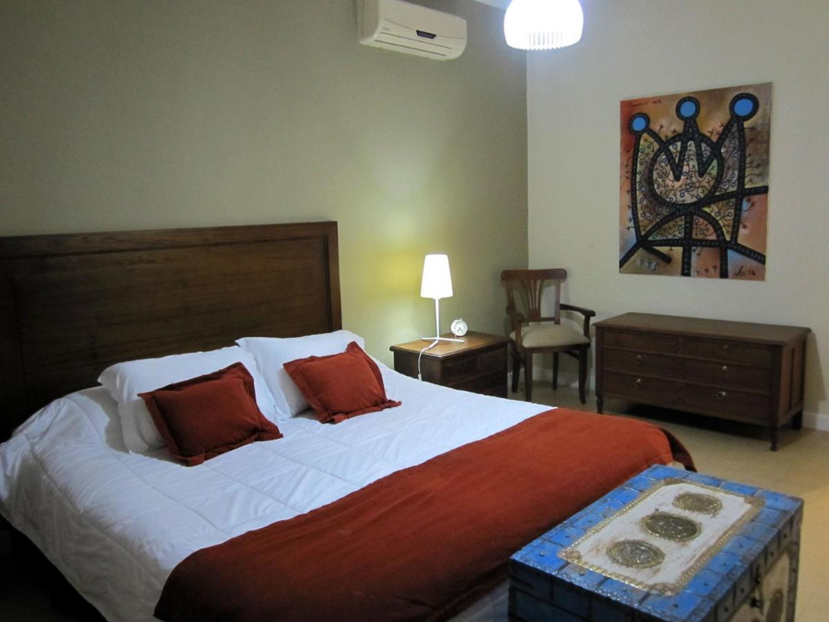 Casa Alevines Hostel & Suites Пунта-дель-Есте Екстер'єр фото