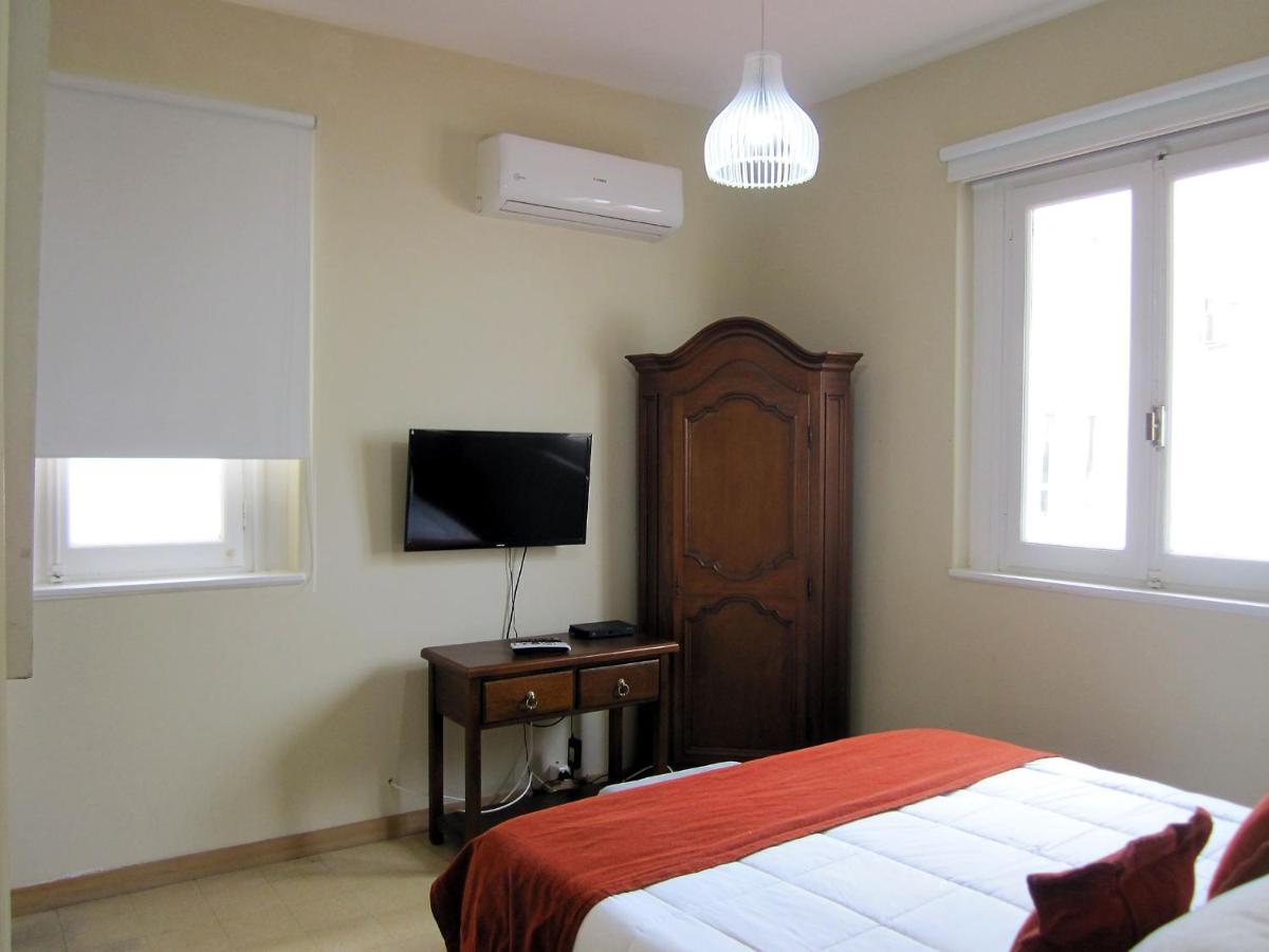 Casa Alevines Hostel & Suites Пунта-дель-Есте Екстер'єр фото